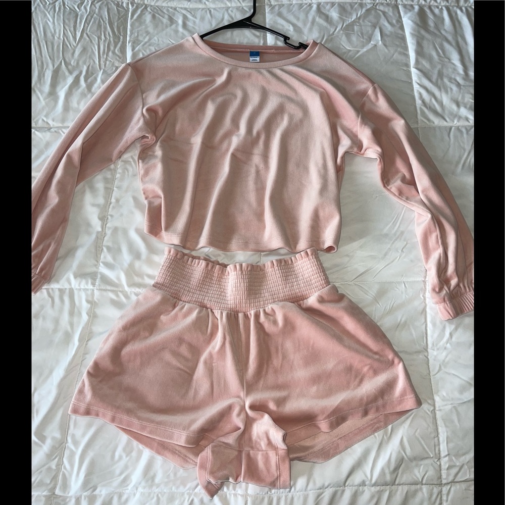 Lounge Set